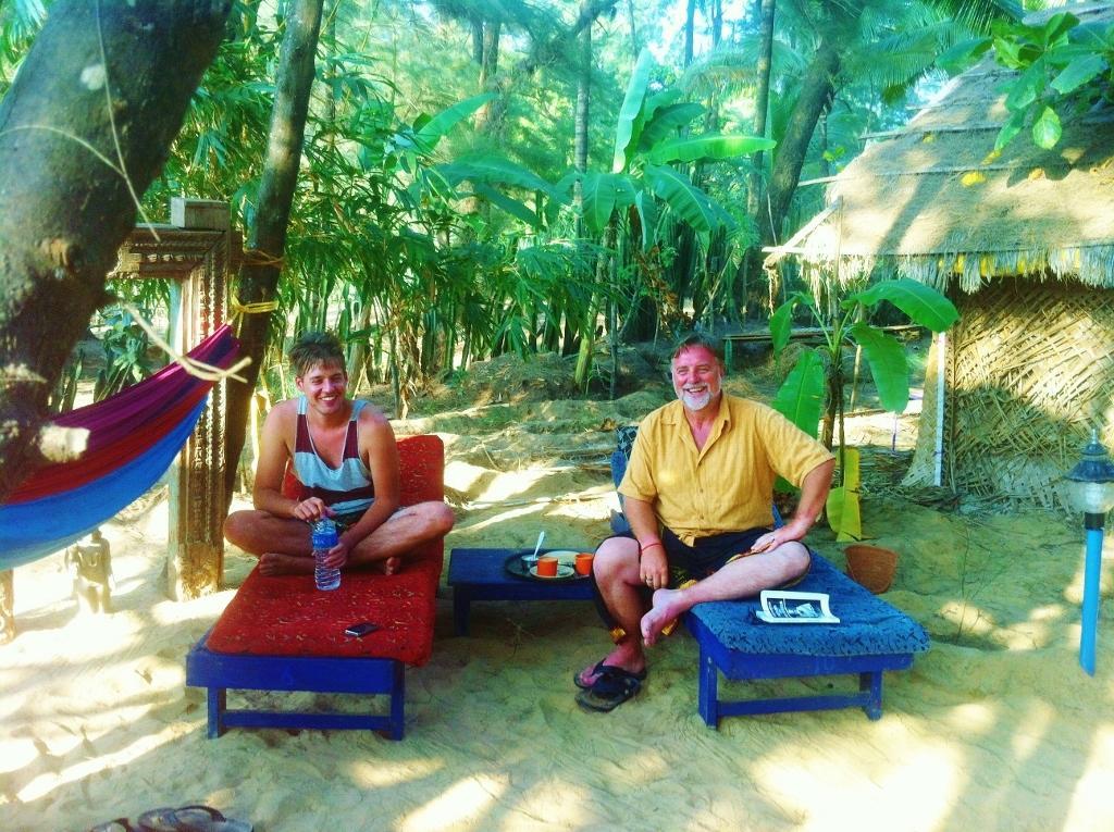 Hôtel Nirvana Nature à Gokarna  Extérieur photo